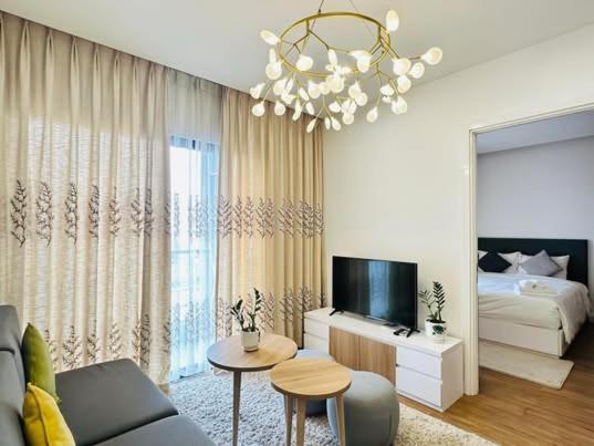 Căn hộ Airport - King Bed - Free Pool & Gym & Kids TP. Hồ Chí Minh