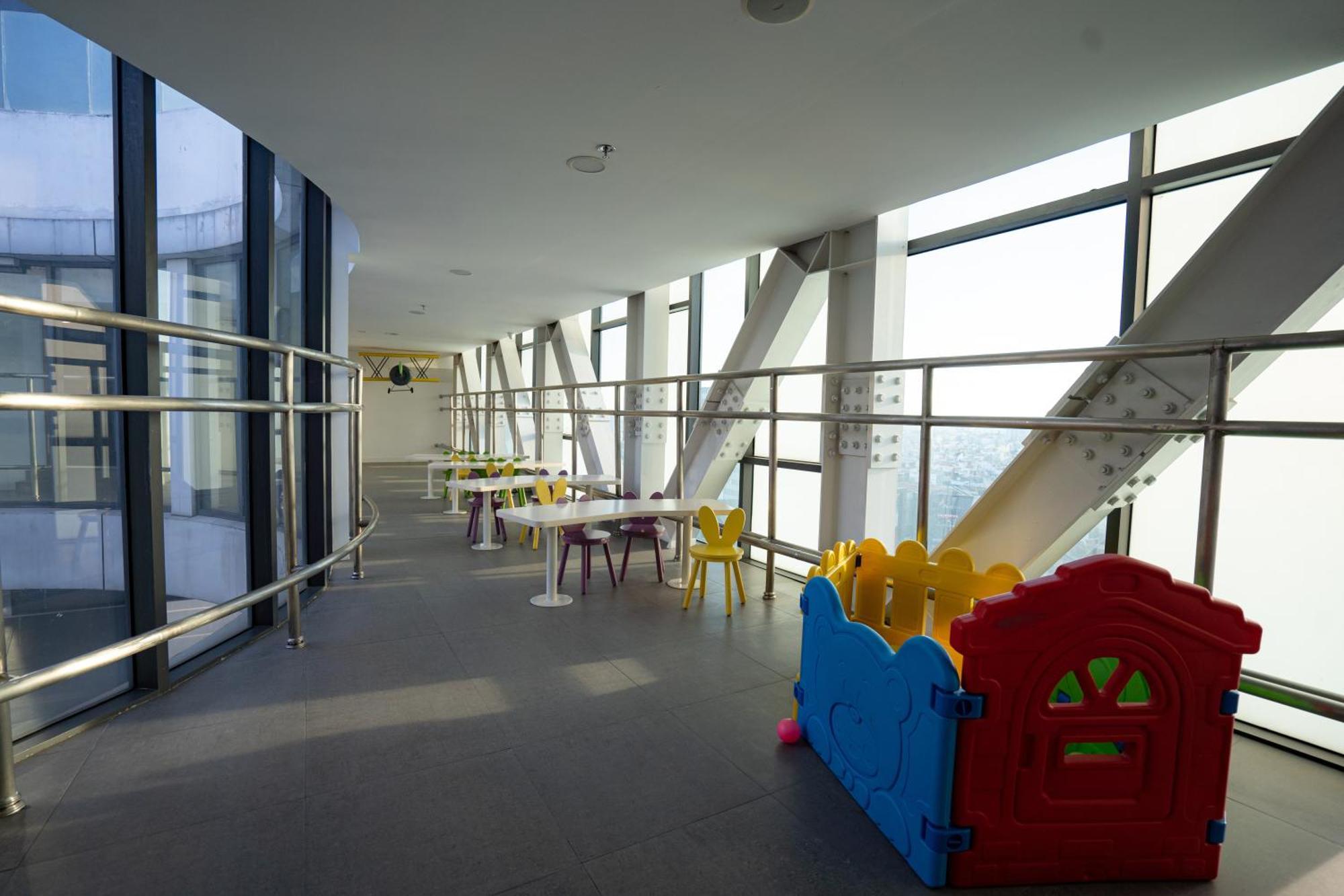 Airport - King Bed - Free Pool & Gym & Kids Căn hộ TP. Hồ Chí Minh